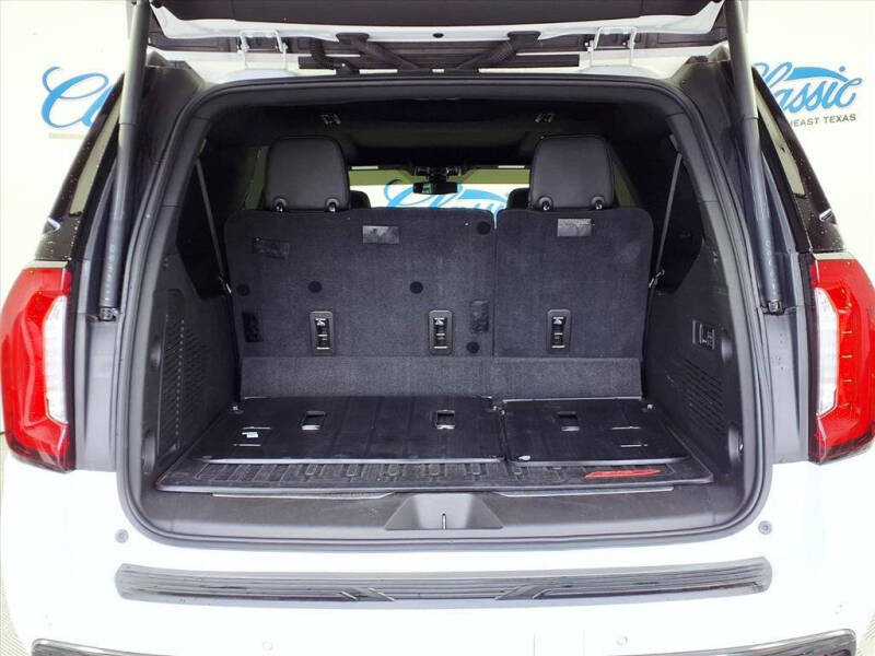 2021 GMC Yukon XL AT4