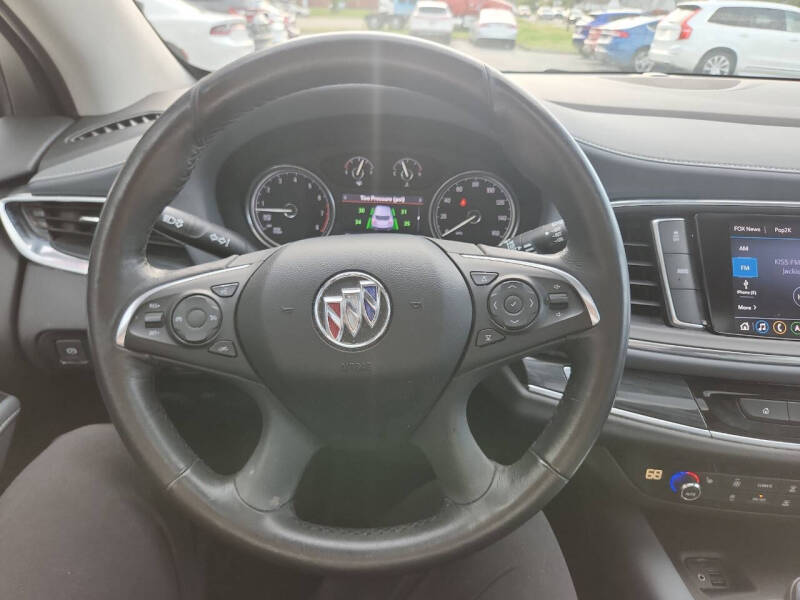 2021 Buick Enclave Essence