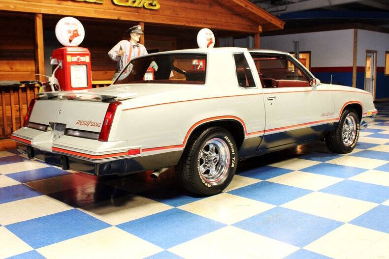 1984 Oldsmobile Cutlass Calais Hurst