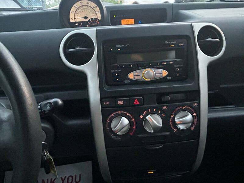 2006 Scion xB