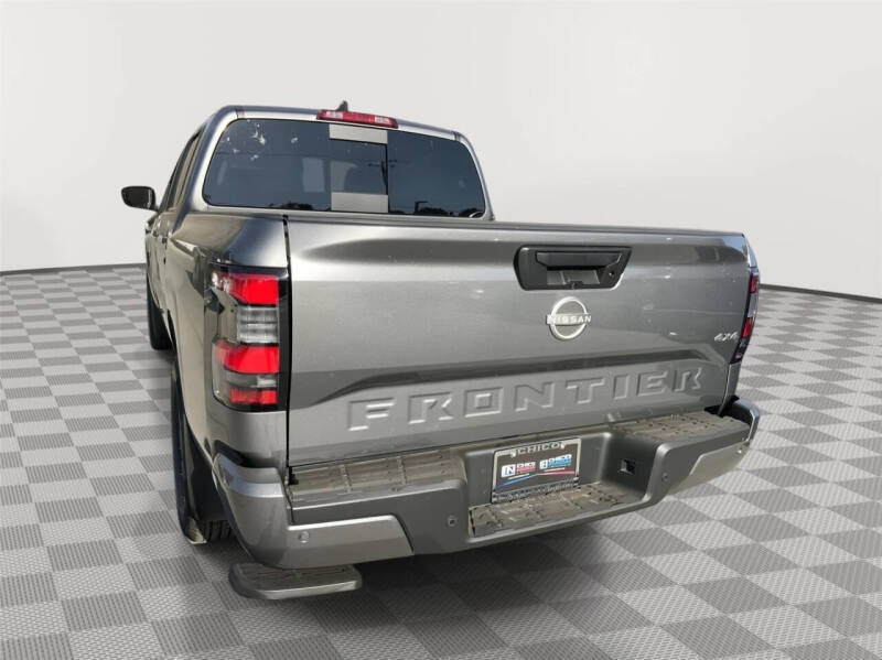 2025 Nissan Frontier SV