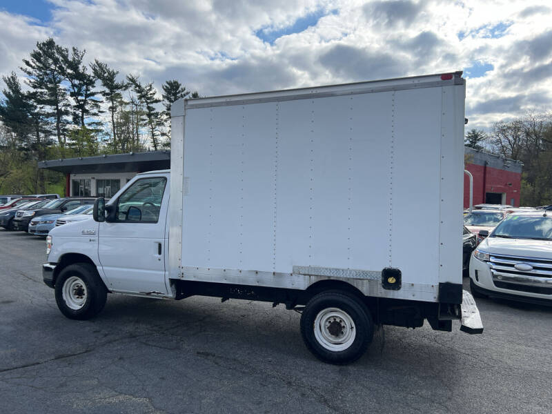 2013 Ford E-Series E-350 SD