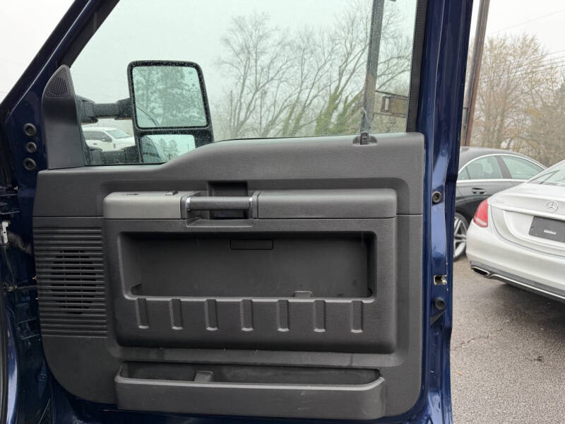 2012 Ford F-250 Super Duty Lariat