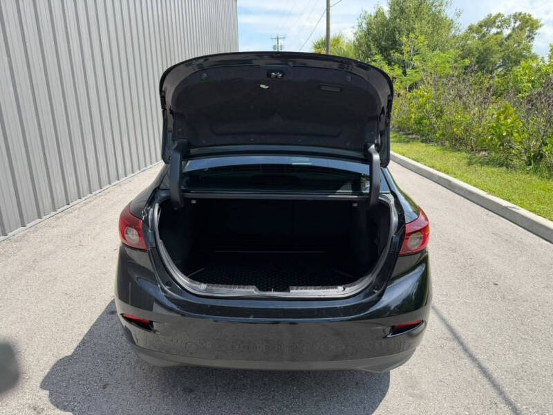2017 Mazda MAZDA3 Touring