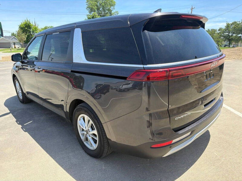 2024 Kia Carnival
