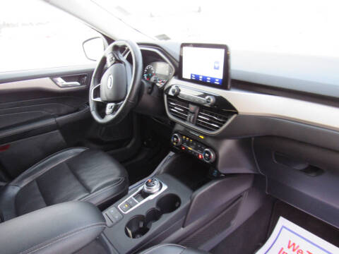 2021 Ford Escape SEL