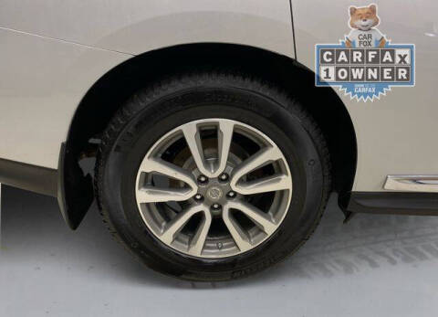 2016 Nissan Pathfinder SL