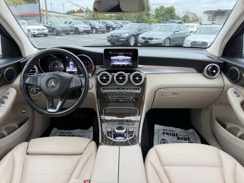 2019 Mercedes-Benz GLC GLC 300