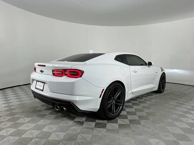 2021 Chevrolet Camaro LT1 - Photo 7