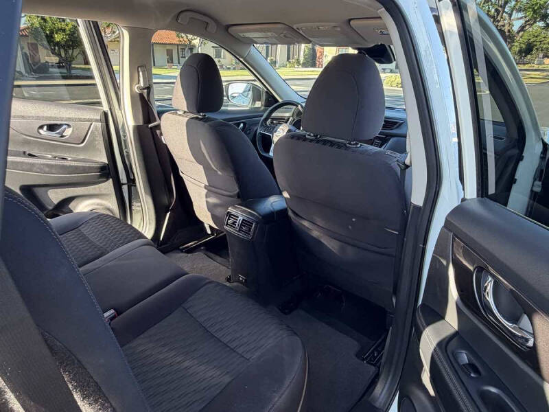 2020 Nissan Rogue S