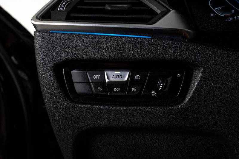 2022 BMW 3 Series 330e xDrive