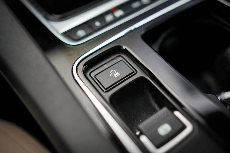 2020 Jaguar F-PACE 25t Premium