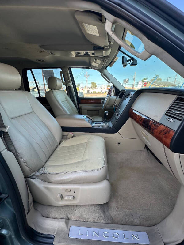 2006 Lincoln Navigator Ultimate