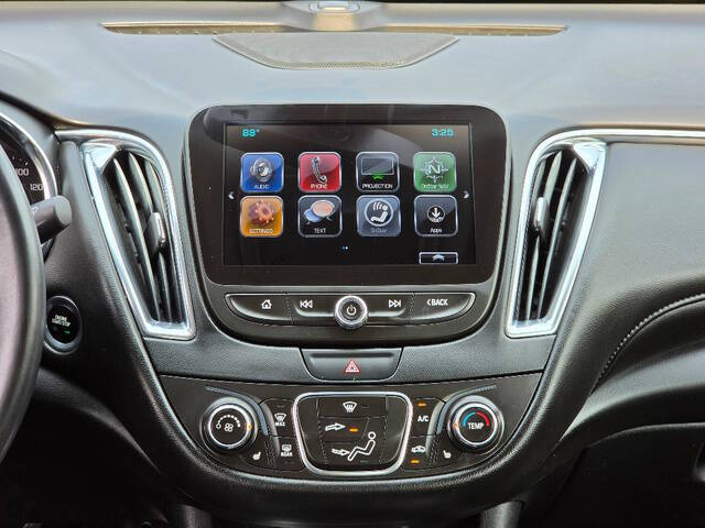 2017 Chevrolet Malibu LT