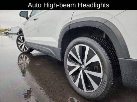 2024 Volkswagen Taos SE