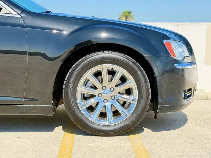 2014 Chrysler 300