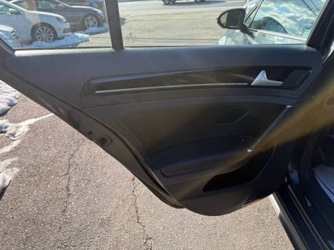 2016 Volkswagen Golf GTI Autobahn