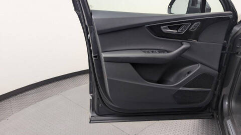 2022 Audi Q7 quattro Premium Plus 55 TFSI