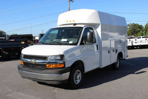 2025 Chevrolet Express 3500