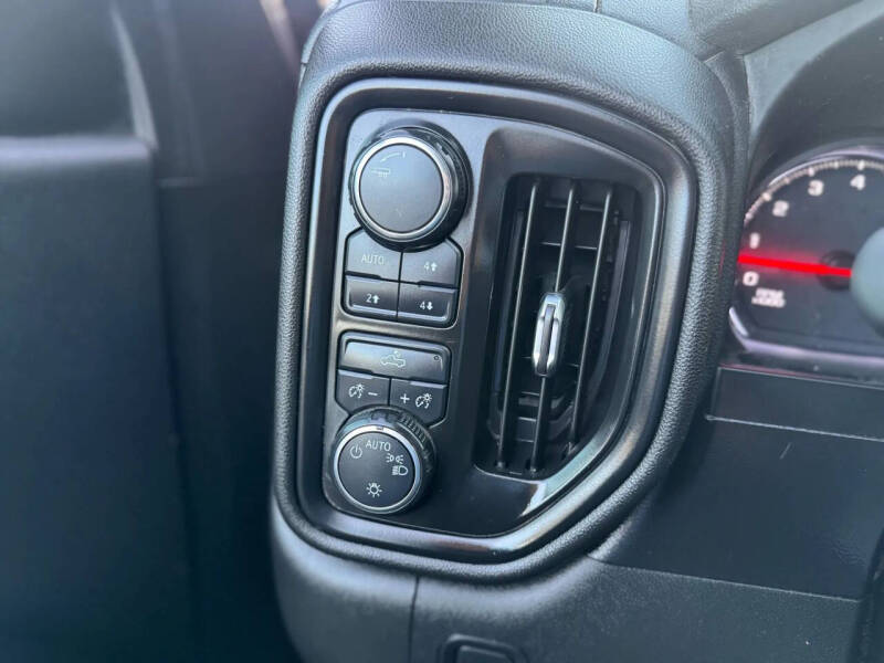 2020 Chevrolet Silverado 1500 Custom Trail Boss