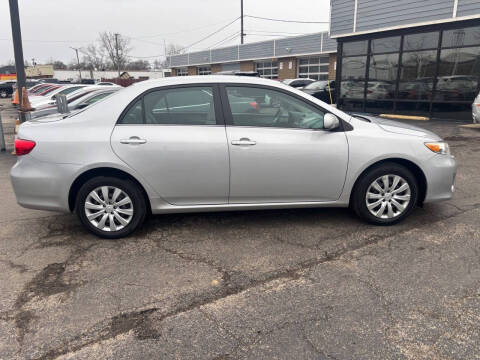 2013 Toyota Corolla LE