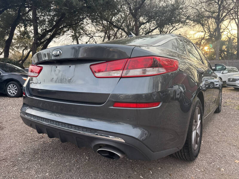 2020 Kia Optima LX