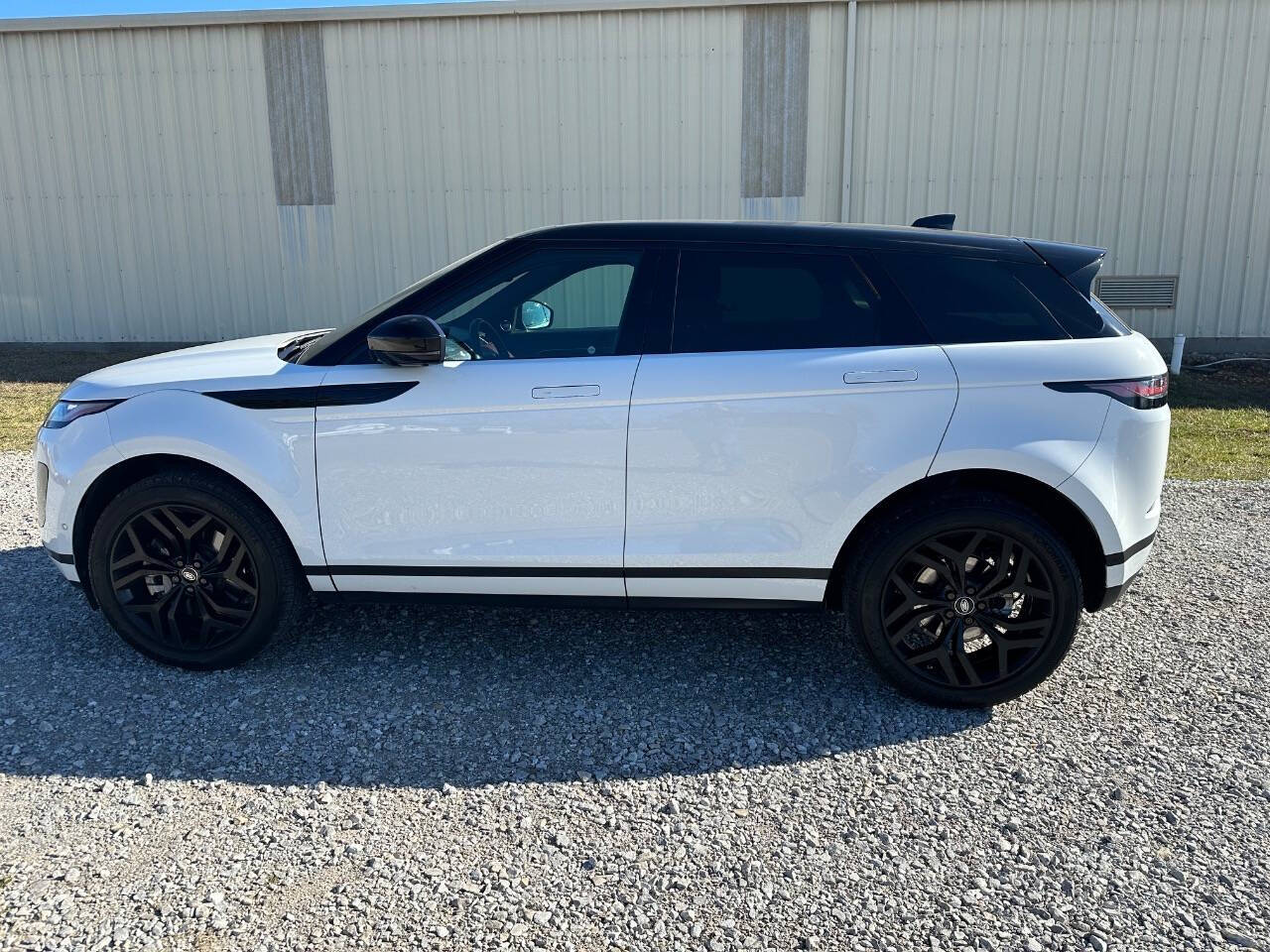 2020 Land Rover Range Rover Evoque SE's photo