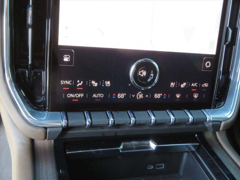 2025 GMC Yukon Denali Ultimate