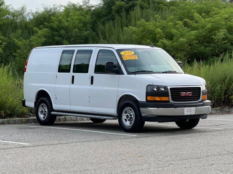 2019 GMC Savana 2500