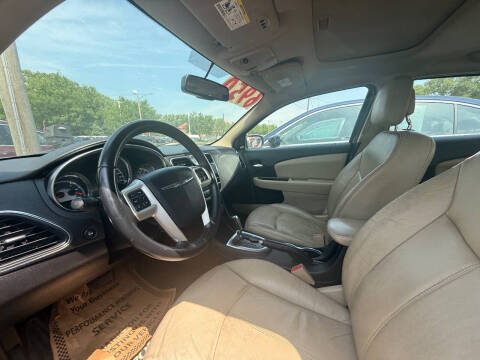 2014 Chrysler 200 Limited