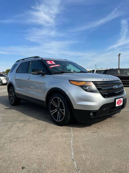 2013 Ford Explorer for sale at UNITED AUTO INC in South Sioux City NE