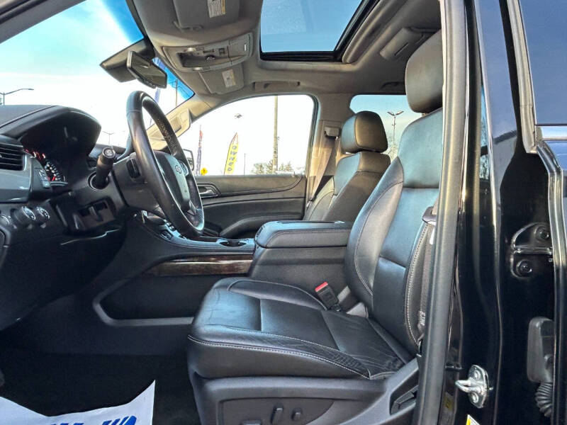 2017 Chevrolet Suburban LT