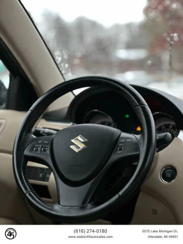 2011 Suzuki Kizashi SE