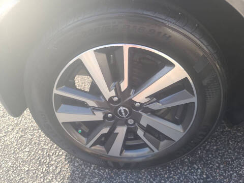 2024 Nissan Versa SV