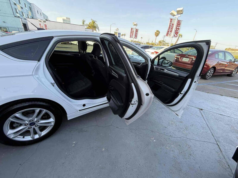 2018 Ford Fusion SE