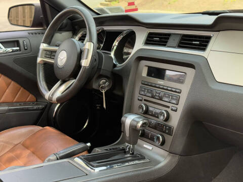 2010 Ford Mustang V6