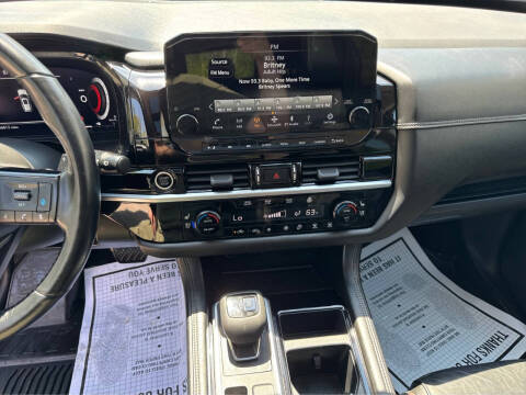 2022 Nissan Pathfinder Platinum