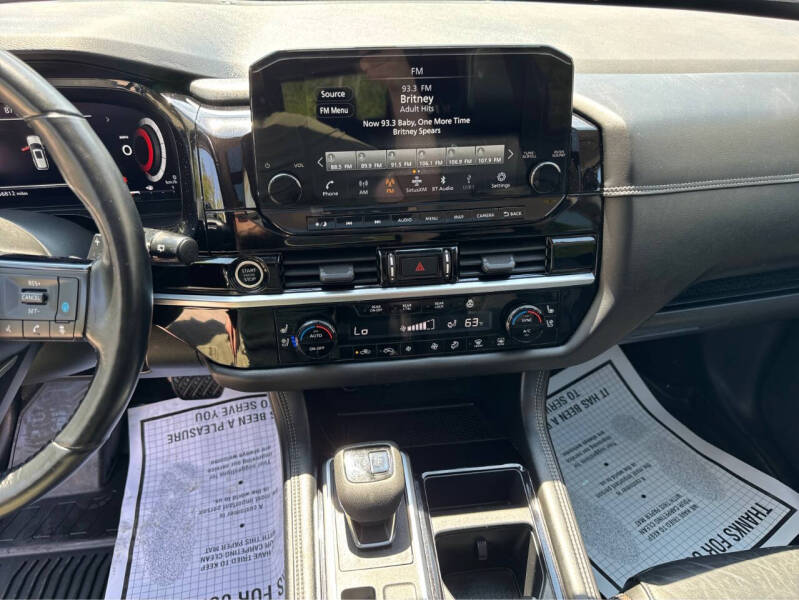 2022 Nissan Pathfinder Platinum