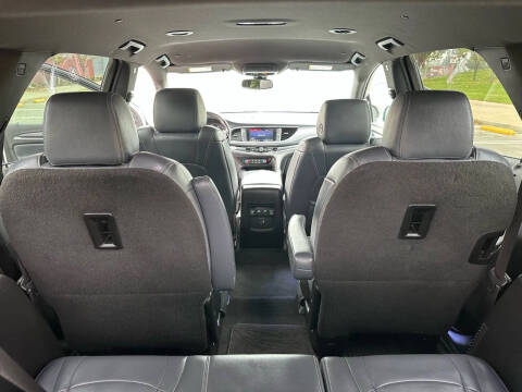 2022 Buick Enclave Essence