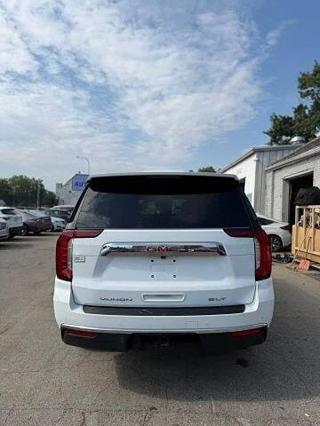 2022 GMC Yukon XL SLT