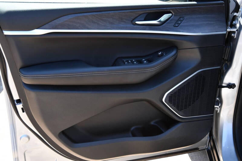 2025 Jeep Grand Cherokee 4xe