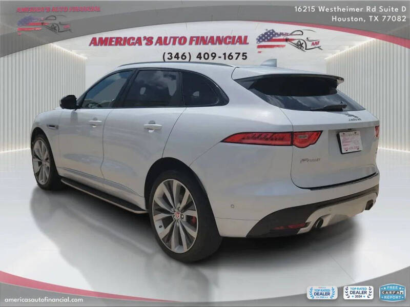 2018 Jaguar F-PACE S