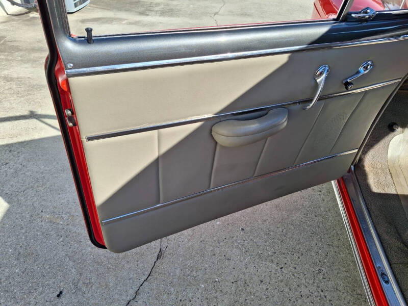 1949 Pontiac Silver Streak