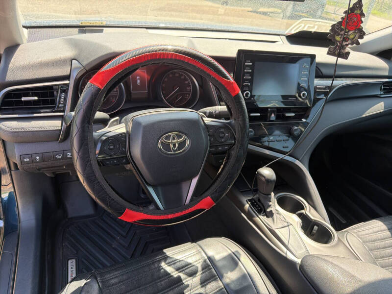 2021 Toyota Camry SE