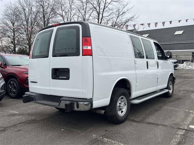 2024 Chevrolet Express 2500