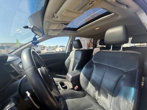 2010 Subaru Outback 2.5i Limited