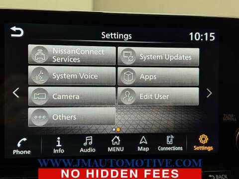 2022 Nissan Pathfinder SL