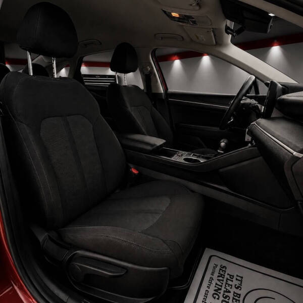 2021 Kia K5 LX