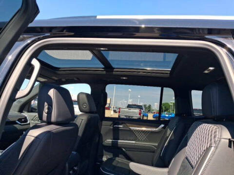 2025 GMC Acadia Denali