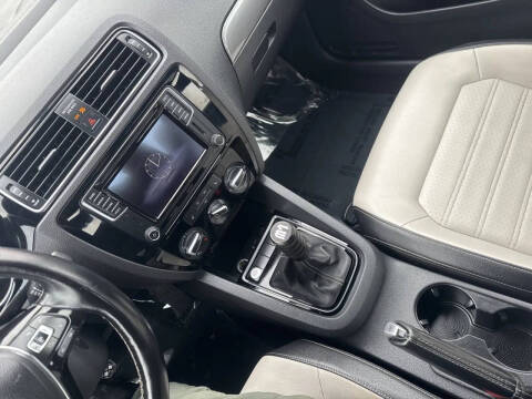 2016 Volkswagen Jetta 1.8T Sport